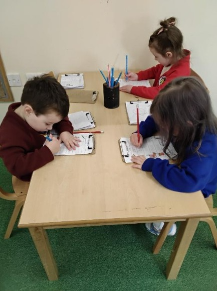 Creative activities at Tiny Toez