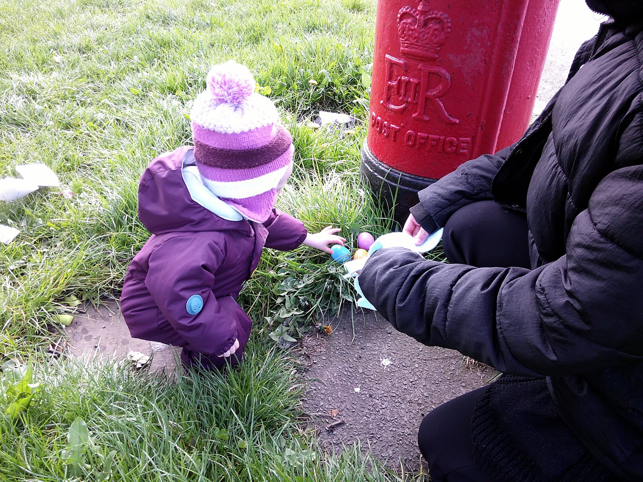 Children exploring at Tiny Toez East Valley