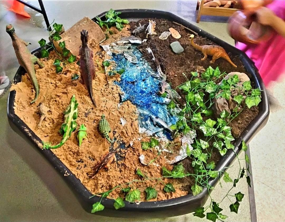 Outdoor learning at Tiny Toez Tipton and Tividale