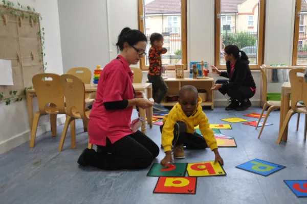 Children exploring at Tiny Toez Hunter House