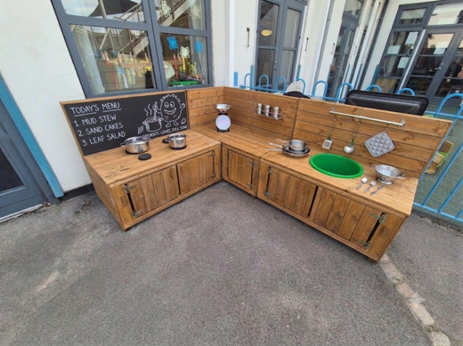 Outdoor provision at Tiny Toez East Staffs
