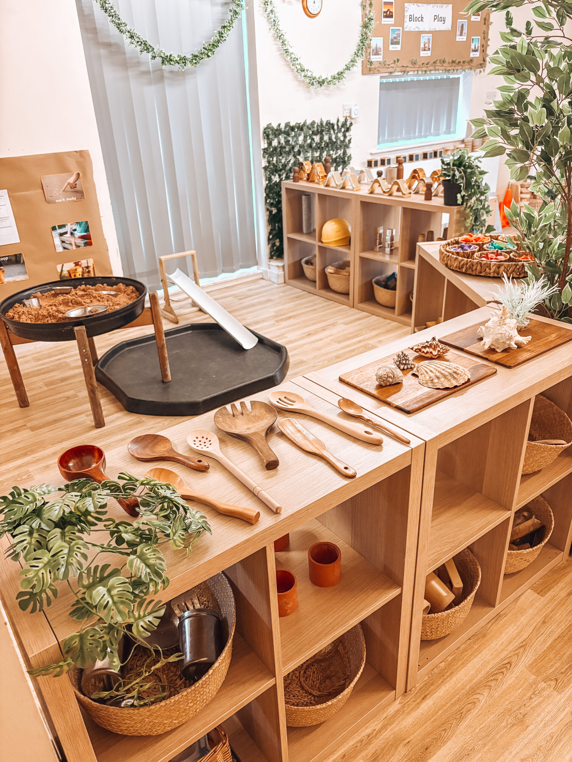 Children enjoying an activity at Tiny Toez Treehouse